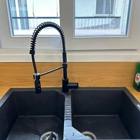 Apartment Warm And Modern Brand New *