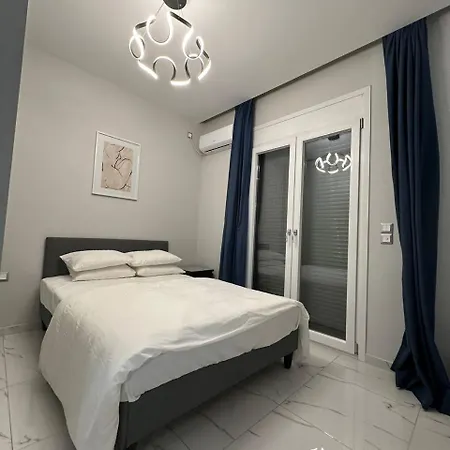 Apartment Warm And Modern Brand New