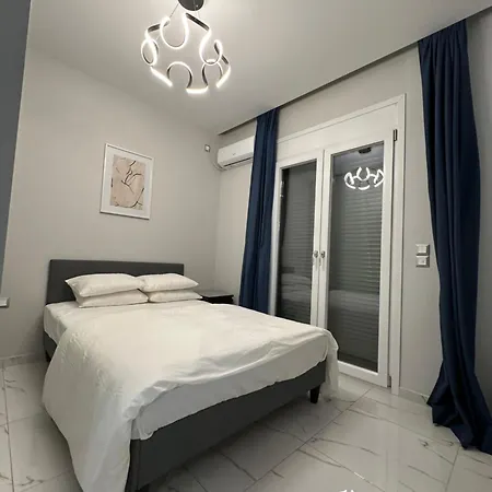 Warm And Modern Brand New Apartment *