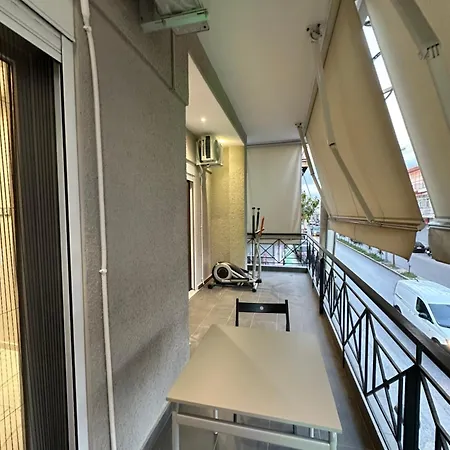 Warm And Modern Brand New Apartment *